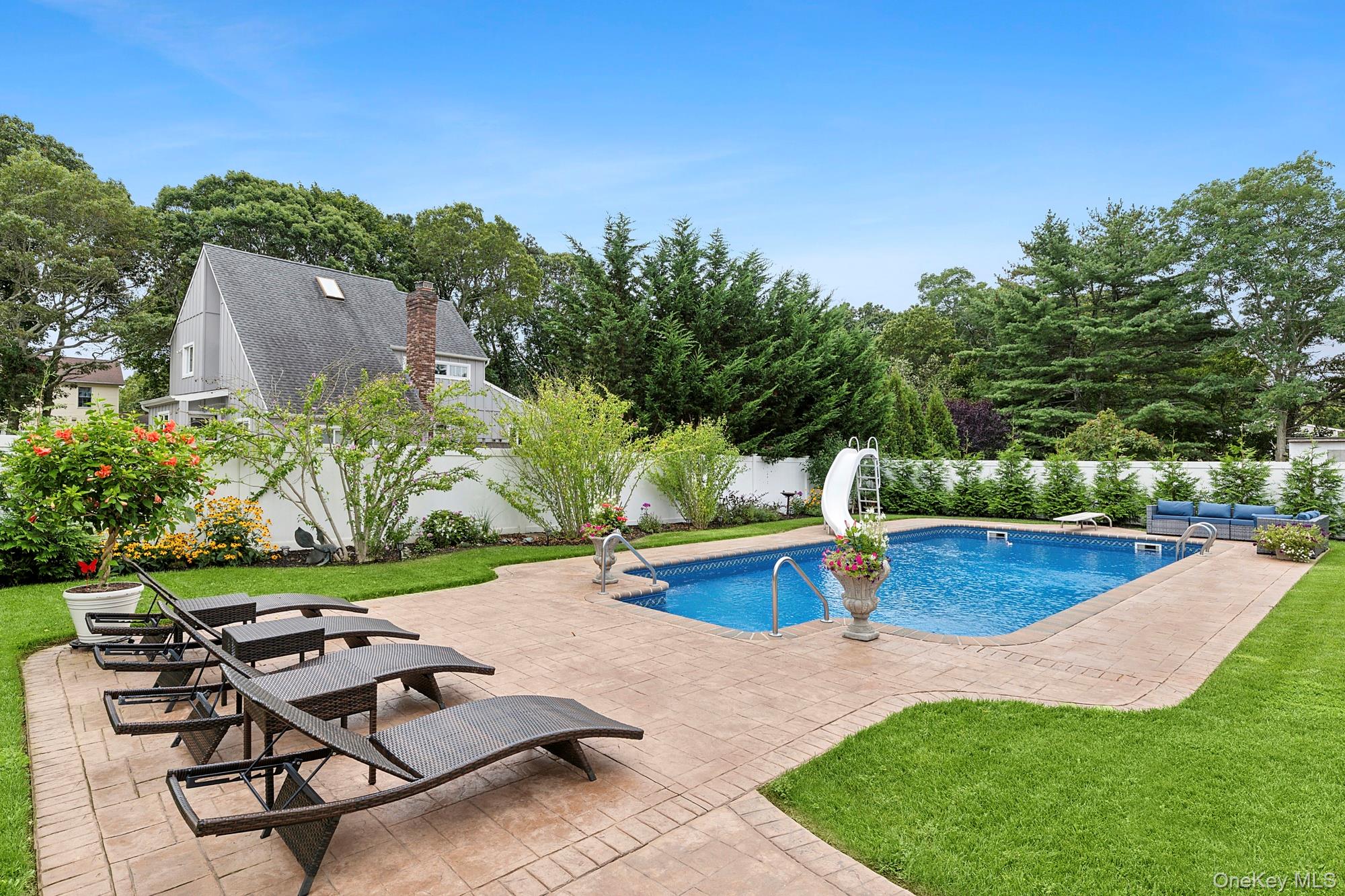 #4 photo, 48 Fanning Avenue, Hampton Bays , NY 11946