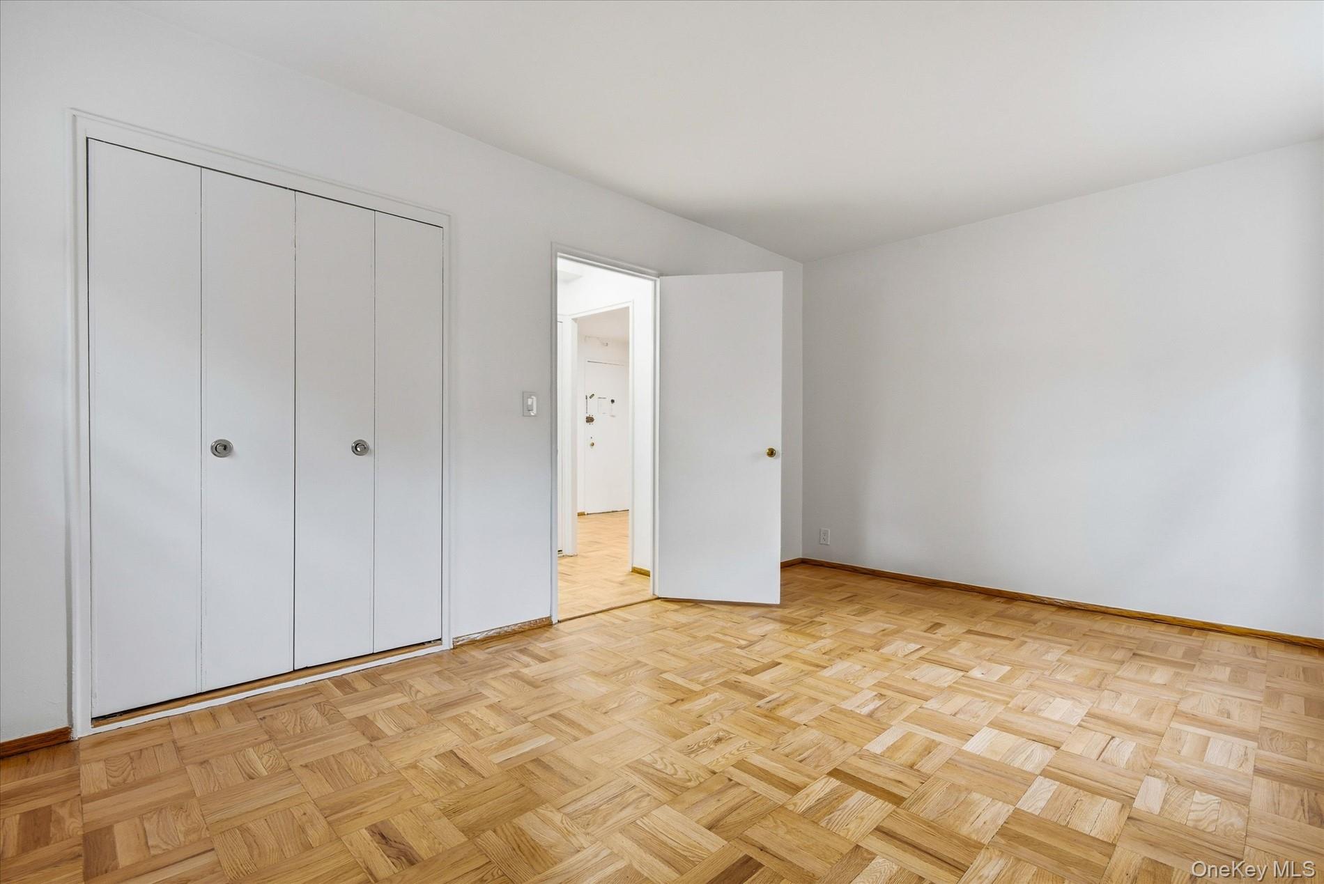 #11 photo, 21-85 34th Avenue, Astoria , NY 11106