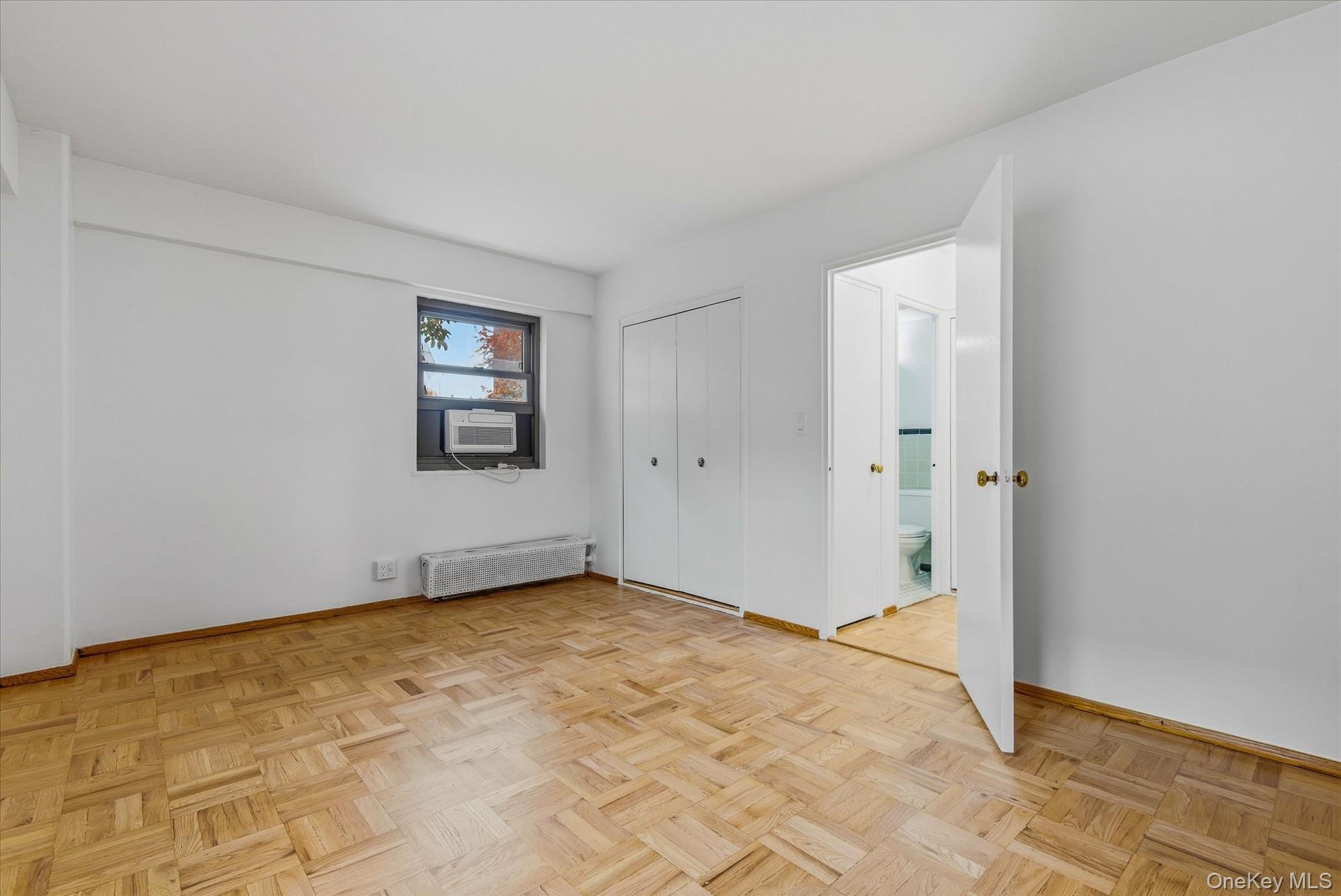 #12 photo, 21-85 34th Avenue, Astoria , NY 11106