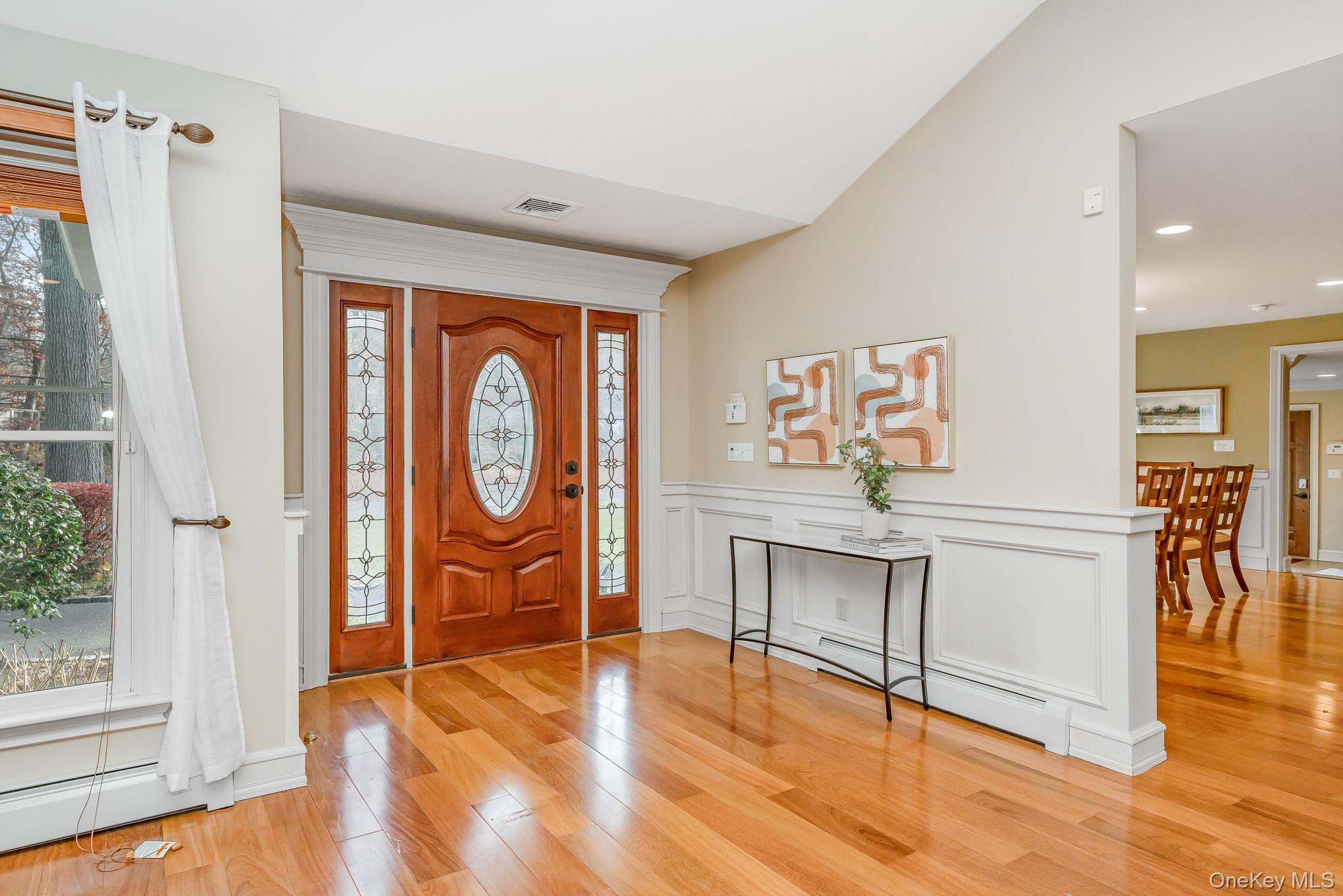 #4 photo, 23 Willoughby Path, East Northport , NY 11731