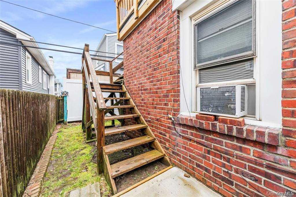 #13 photo, 108 Atlantic Avenue, Long Beach , NY 11561