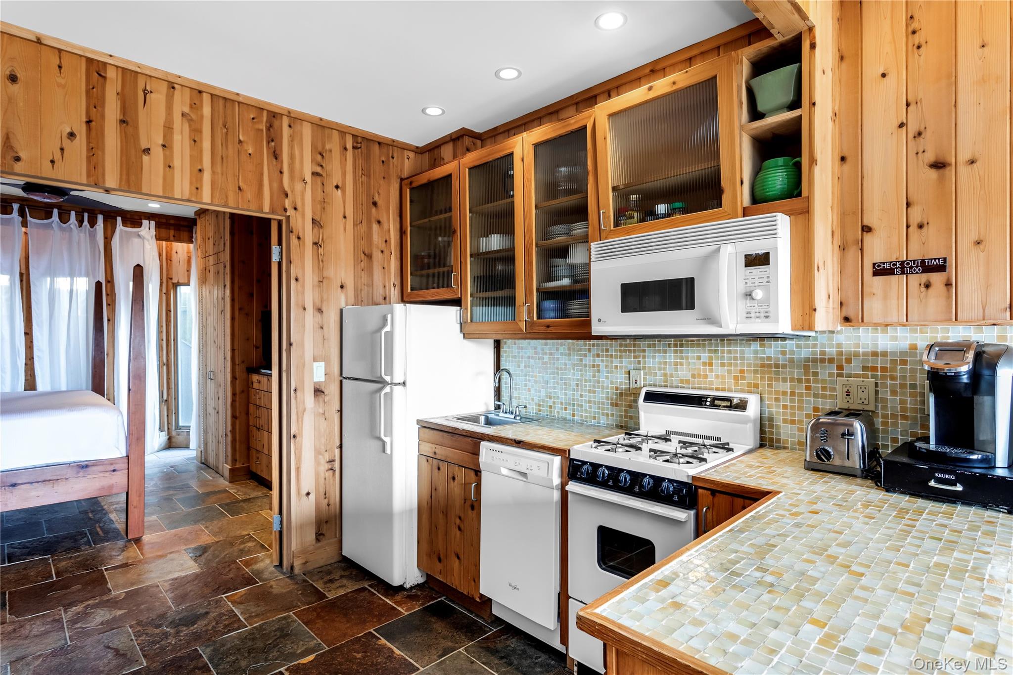 #8 photo, 362 Ocean Walk, Fire Island Pines , NY 11782