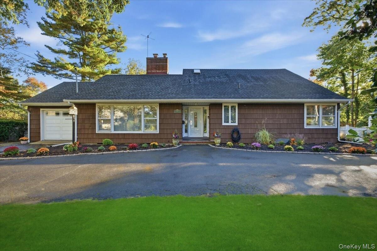 #1 photo, 89 Woodsome Road, Babylon , NY 11702