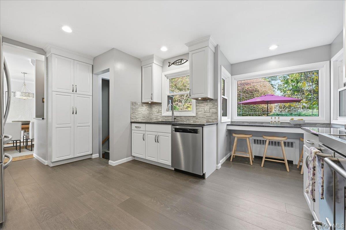 #15 photo, 89 Woodsome Road, Babylon , NY 11702