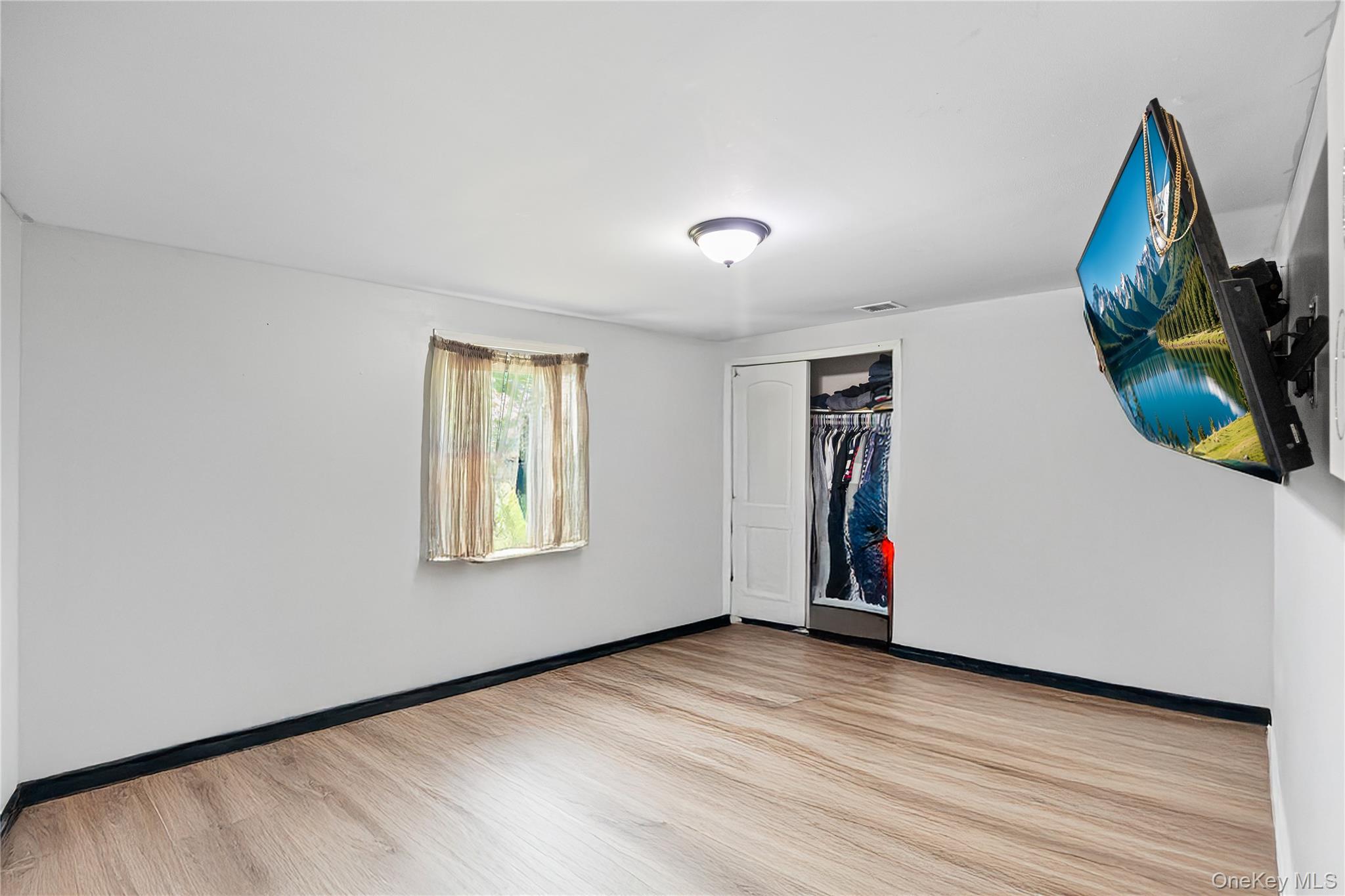 #19 photo, 1113 Joselson Avenue, Bay Shore , NY 11706