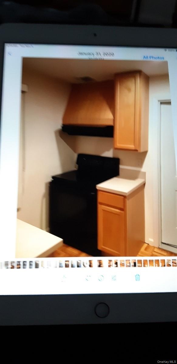 #12 photo, 28 Ledgewood Circle, East Setauket , NY 11733