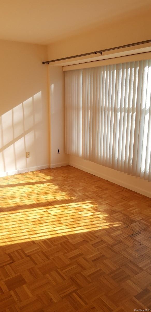 #2 photo, 28 Ledgewood Circle, East Setauket , NY 11733