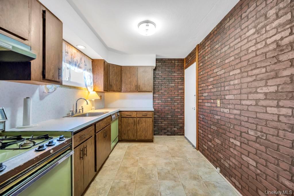 #20 photo, 4 Hope Drive, Plainview , NY 11803