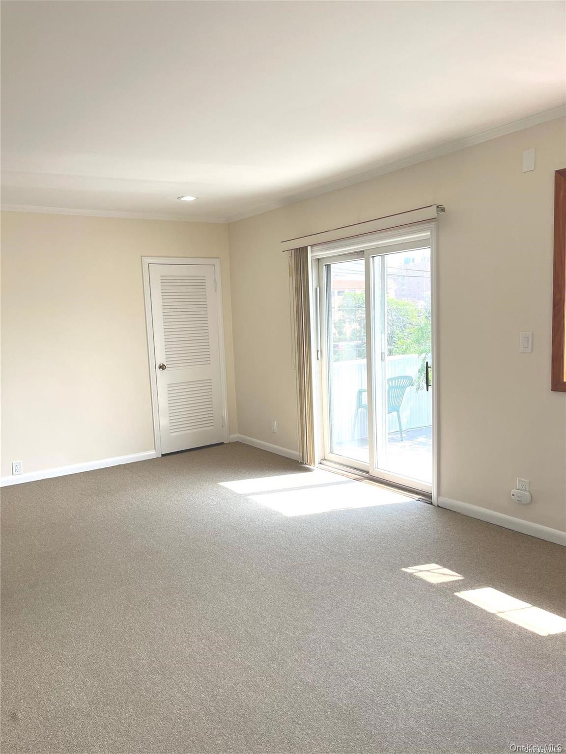 #5 photo, 307 Magnolia Boulevard, Long Beach , NY 11561