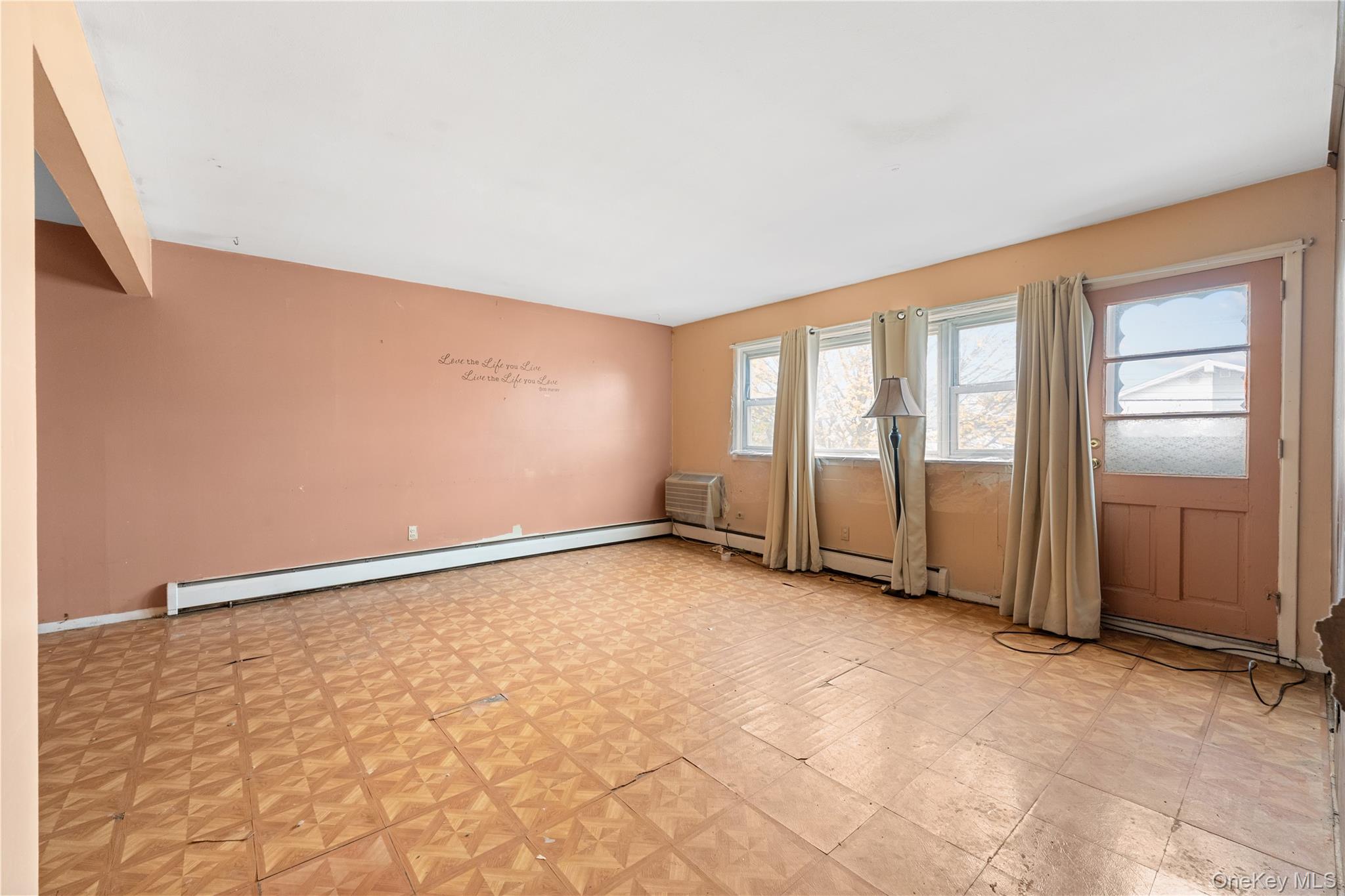 #4 photo, 7920 149th Avenue, Lindenwood , NY 11414