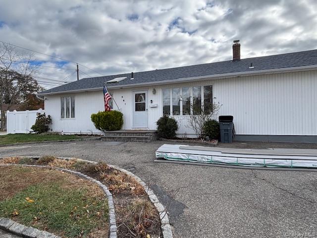 #1 photo, 461 1st Avenue, Lindenhurst , NY 11757