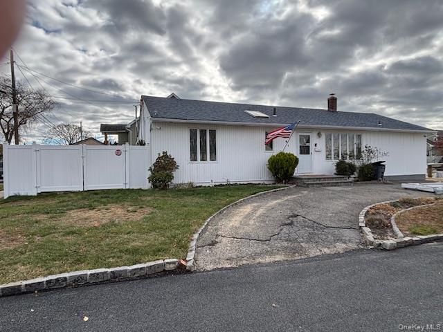 #20 photo, 461 1st Avenue, Lindenhurst , NY 11757