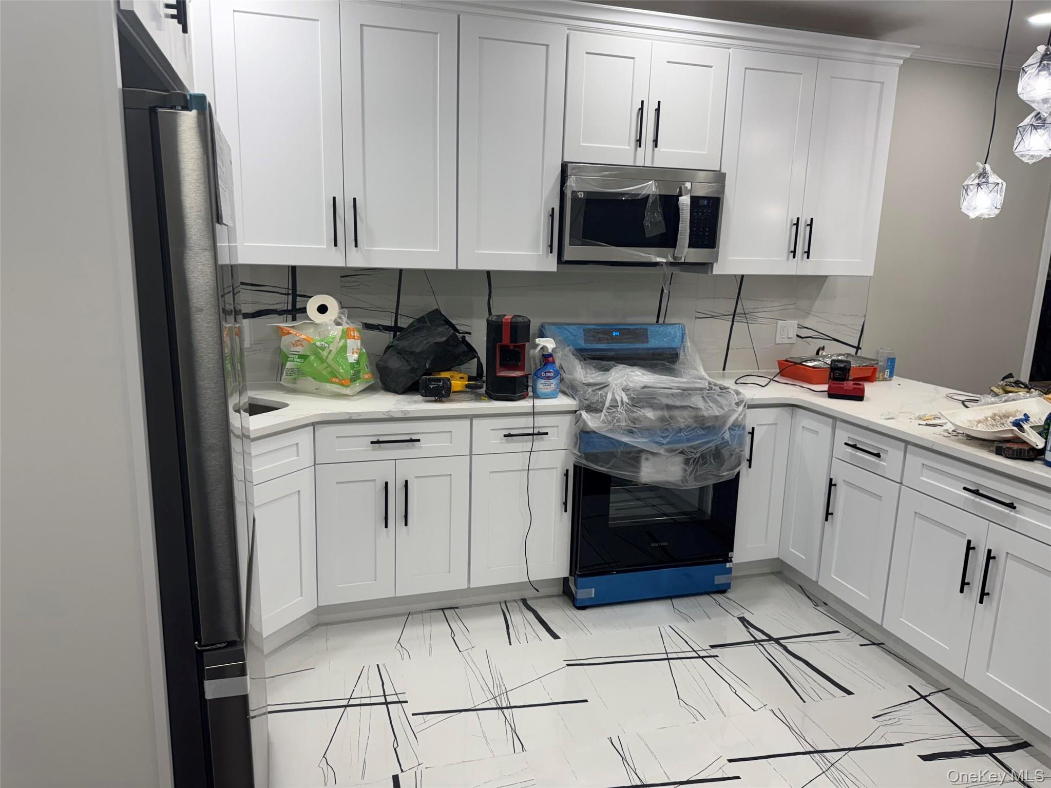 #6 photo, 189 Legion Street, Brooklyn , NY 11212