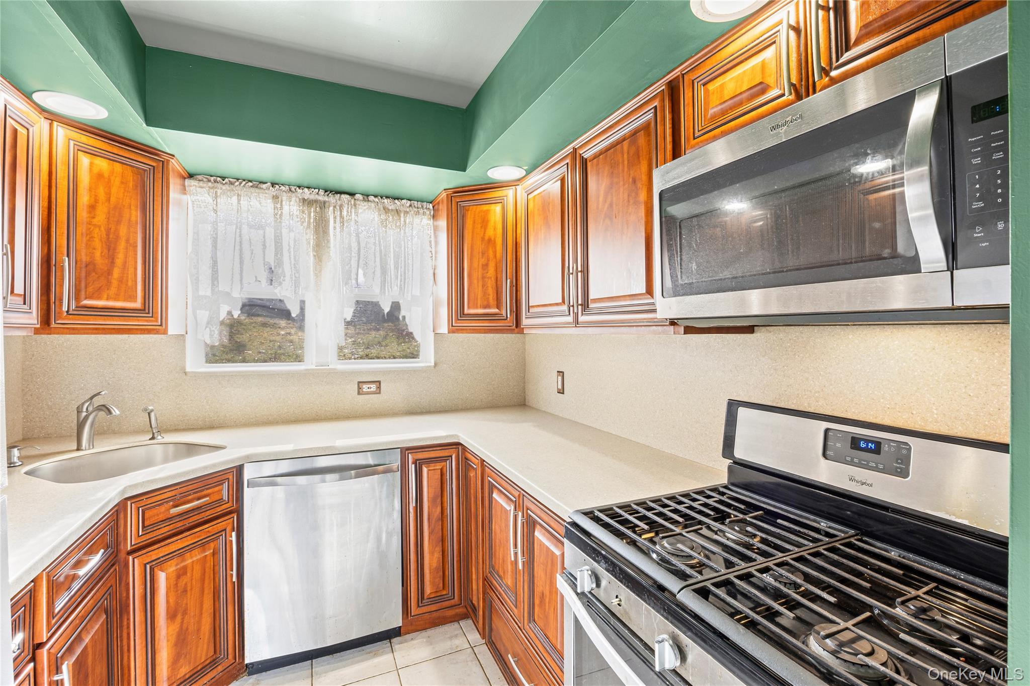 #11 photo, 10 Queen Drive, Sound Beach , NY 11789