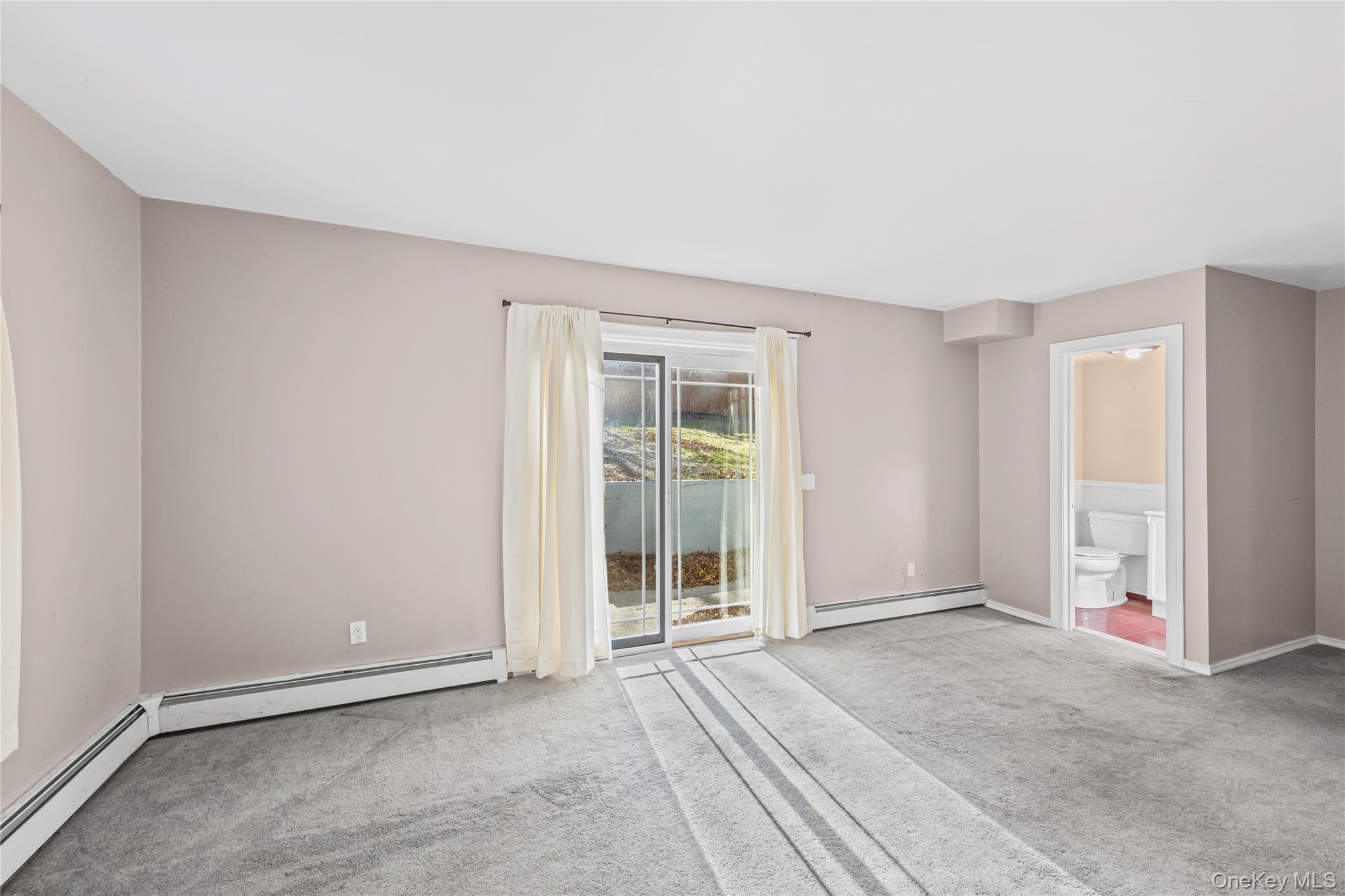 #15 photo, 10 Queen Drive, Sound Beach , NY 11789