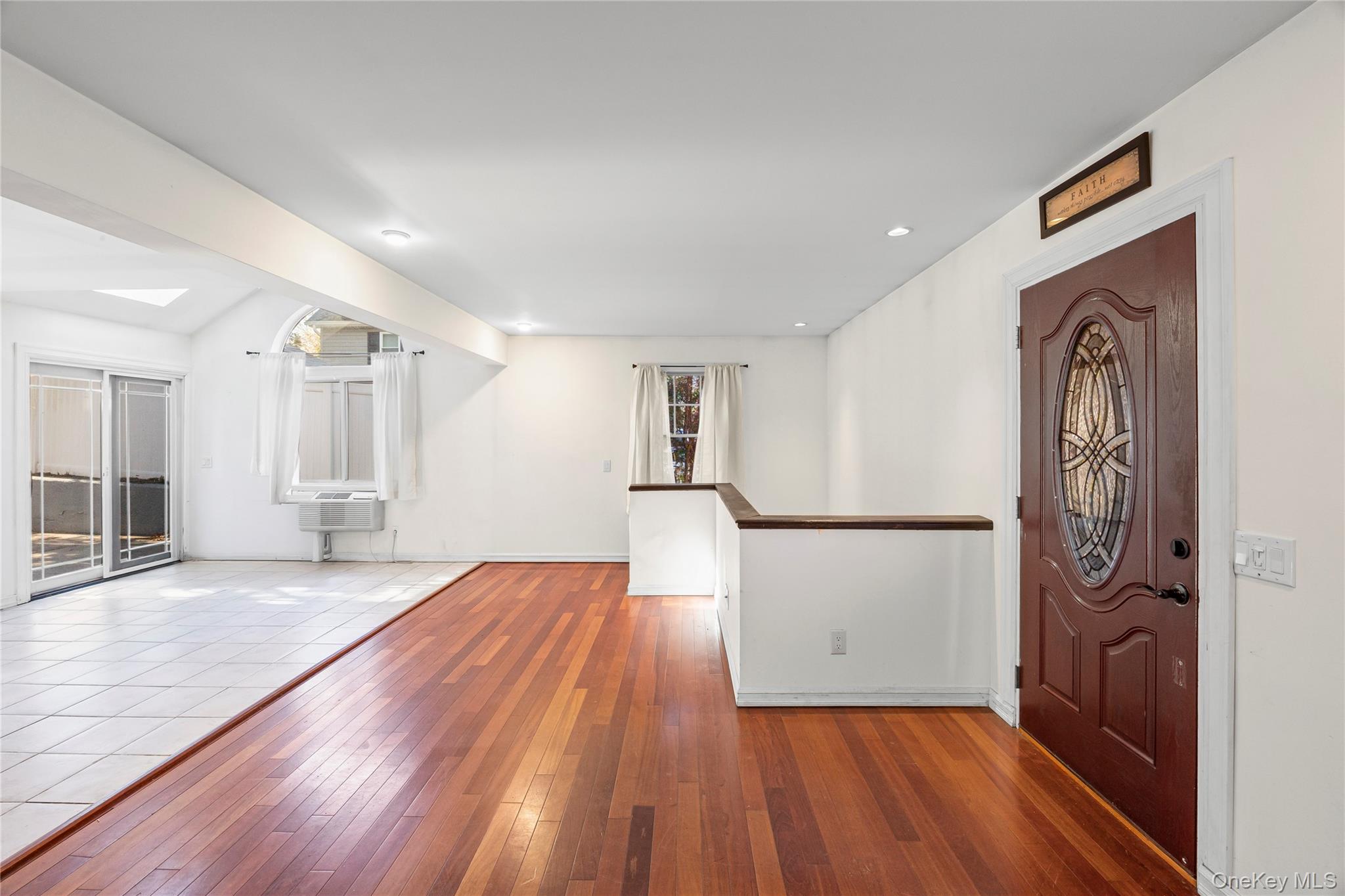 #7 photo, 10 Queen Drive, Sound Beach , NY 11789