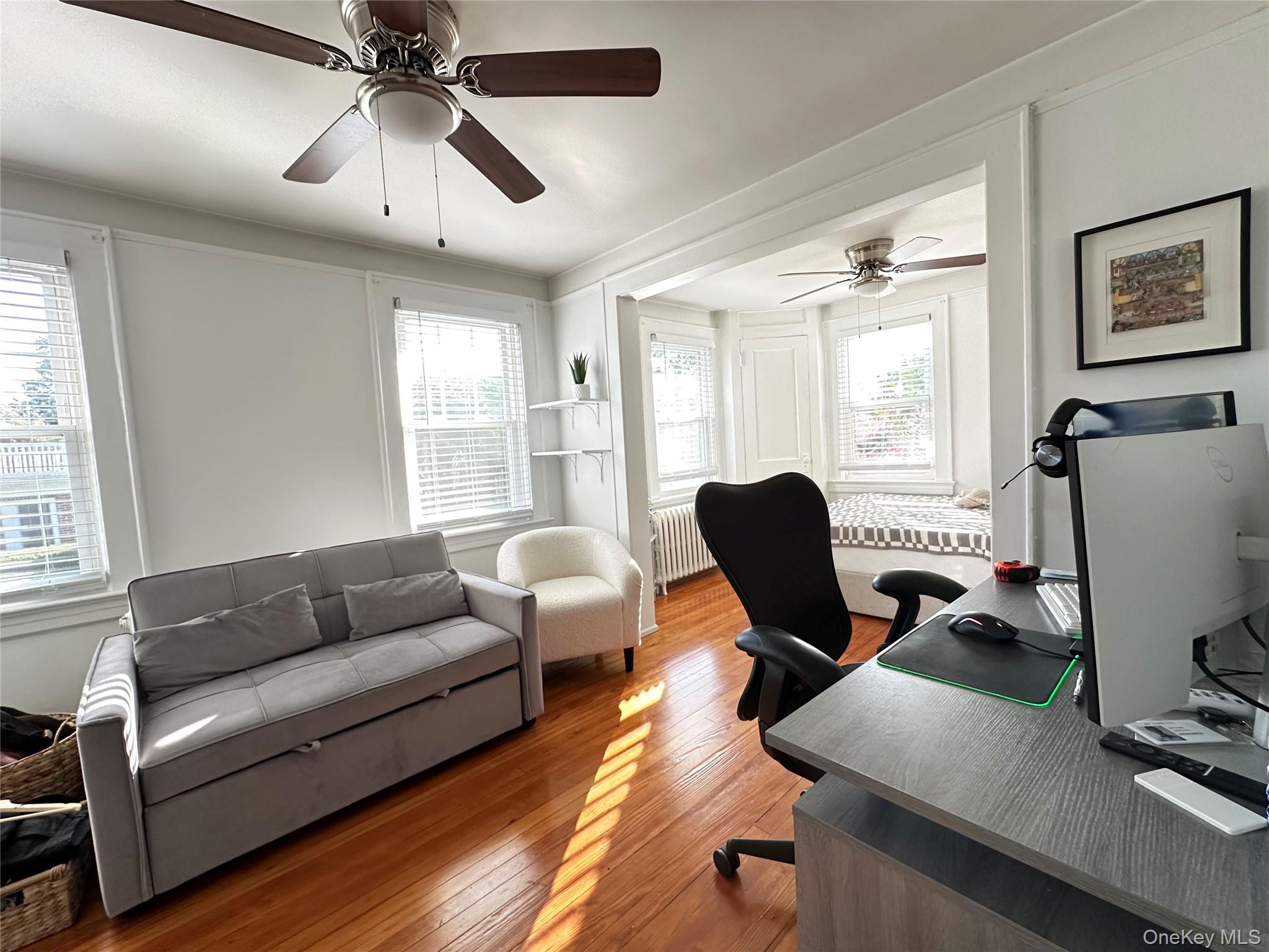 #2 photo, 157 Clinton Avenue, Huntington , NY 11743