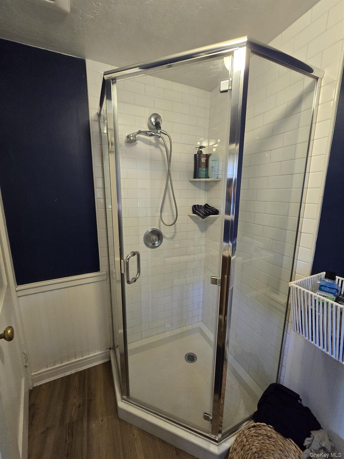 #6 photo, 157 Clinton Avenue, Huntington , NY 11743