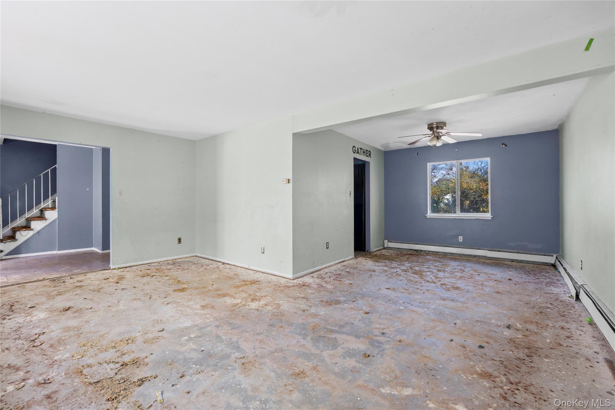 #5 photo, 25 Crater Lake Drive, Coram , NY 11727