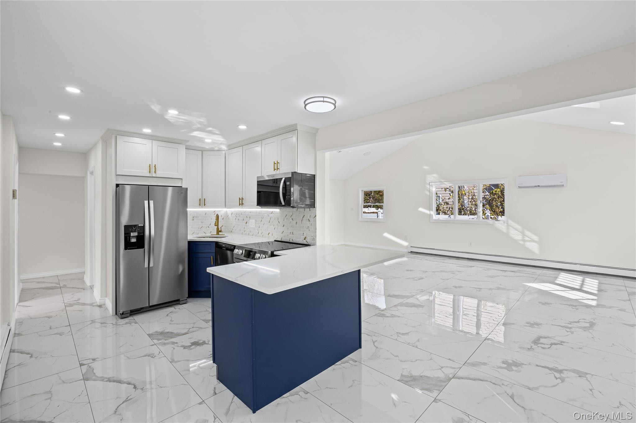 #10 photo, 1568 7th Street, West Babylon , NY 11704