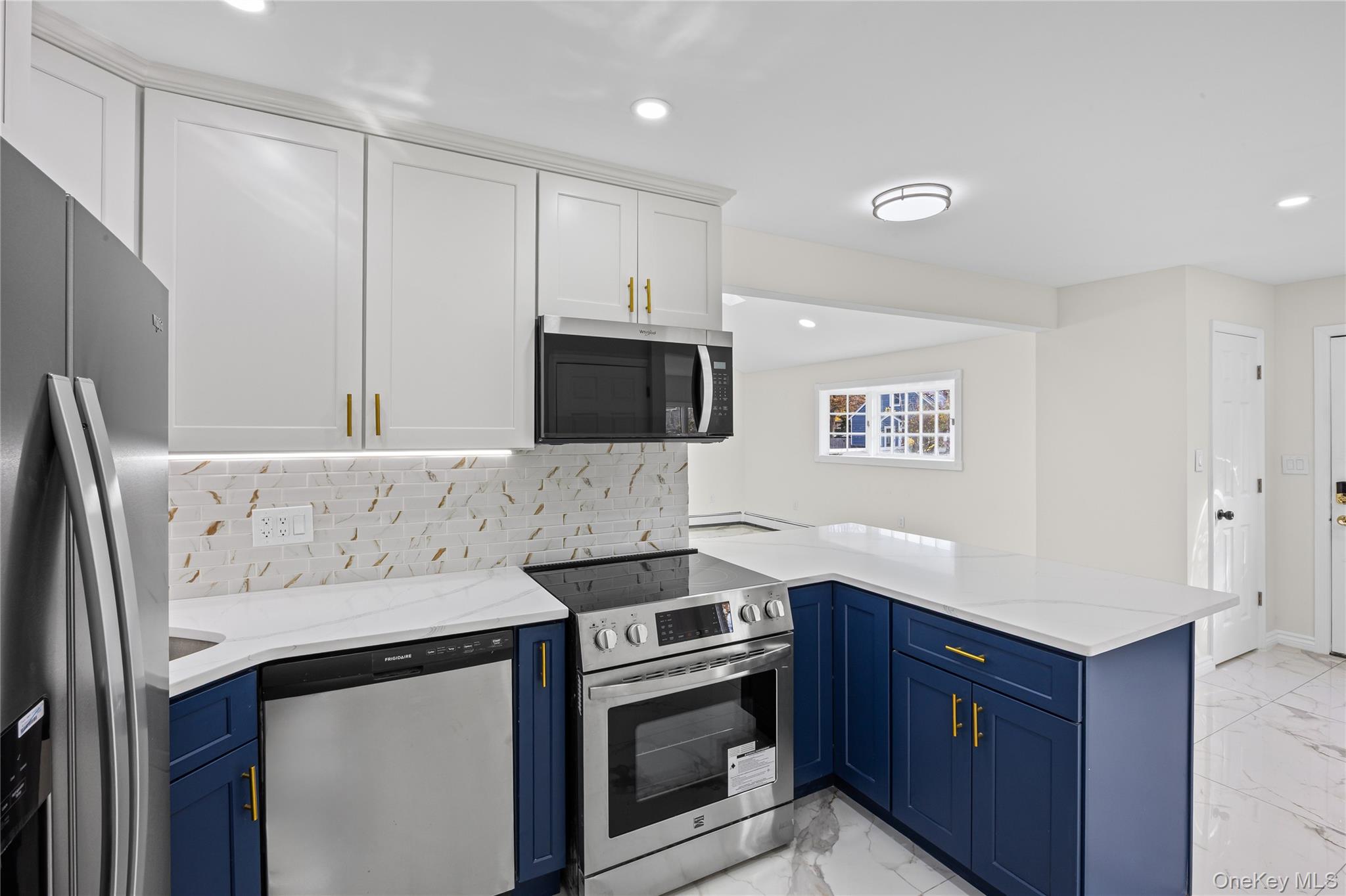 #13 photo, 1568 7th Street, West Babylon , NY 11704