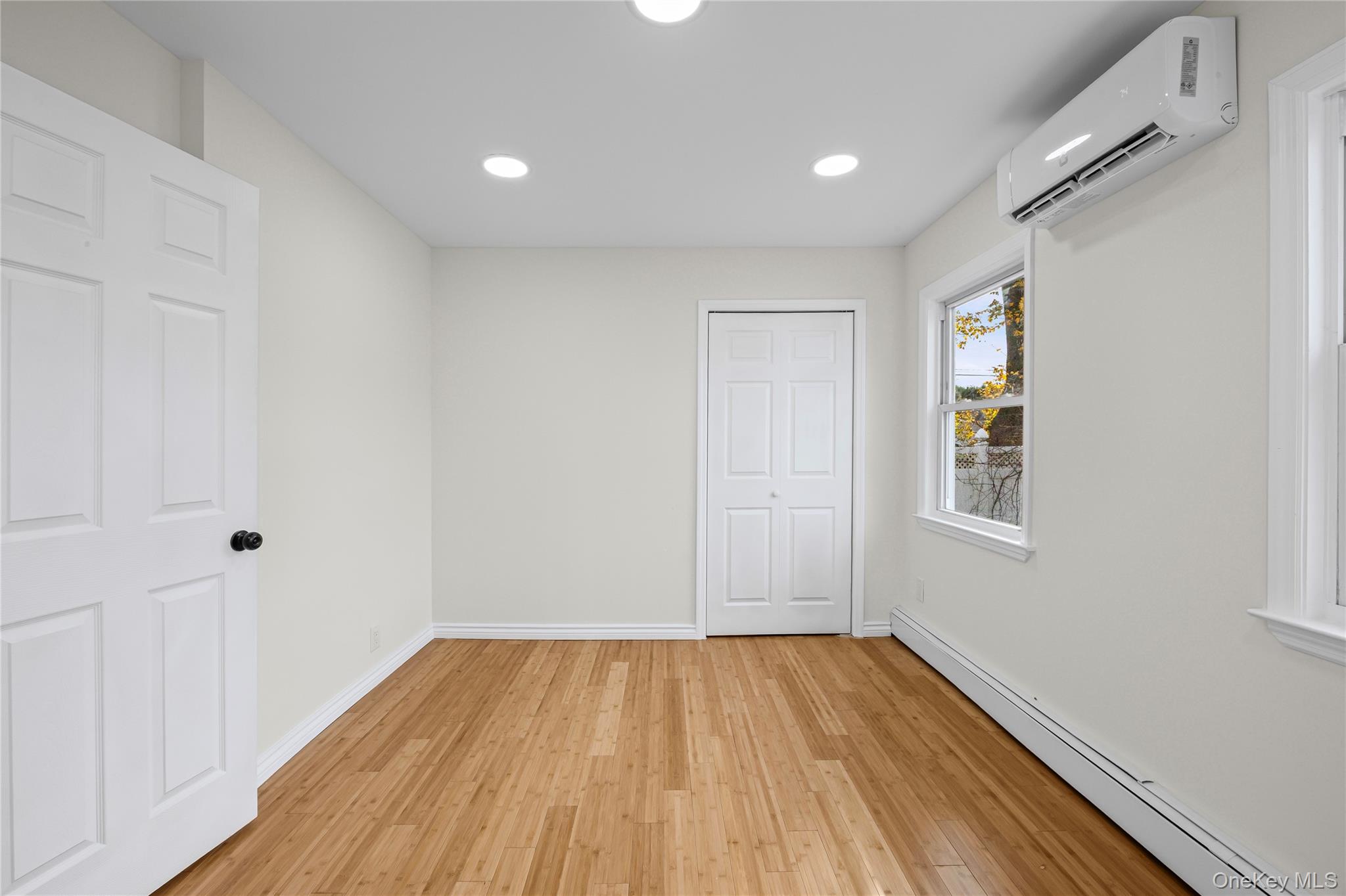 #18 photo, 1568 7th Street, West Babylon , NY 11704