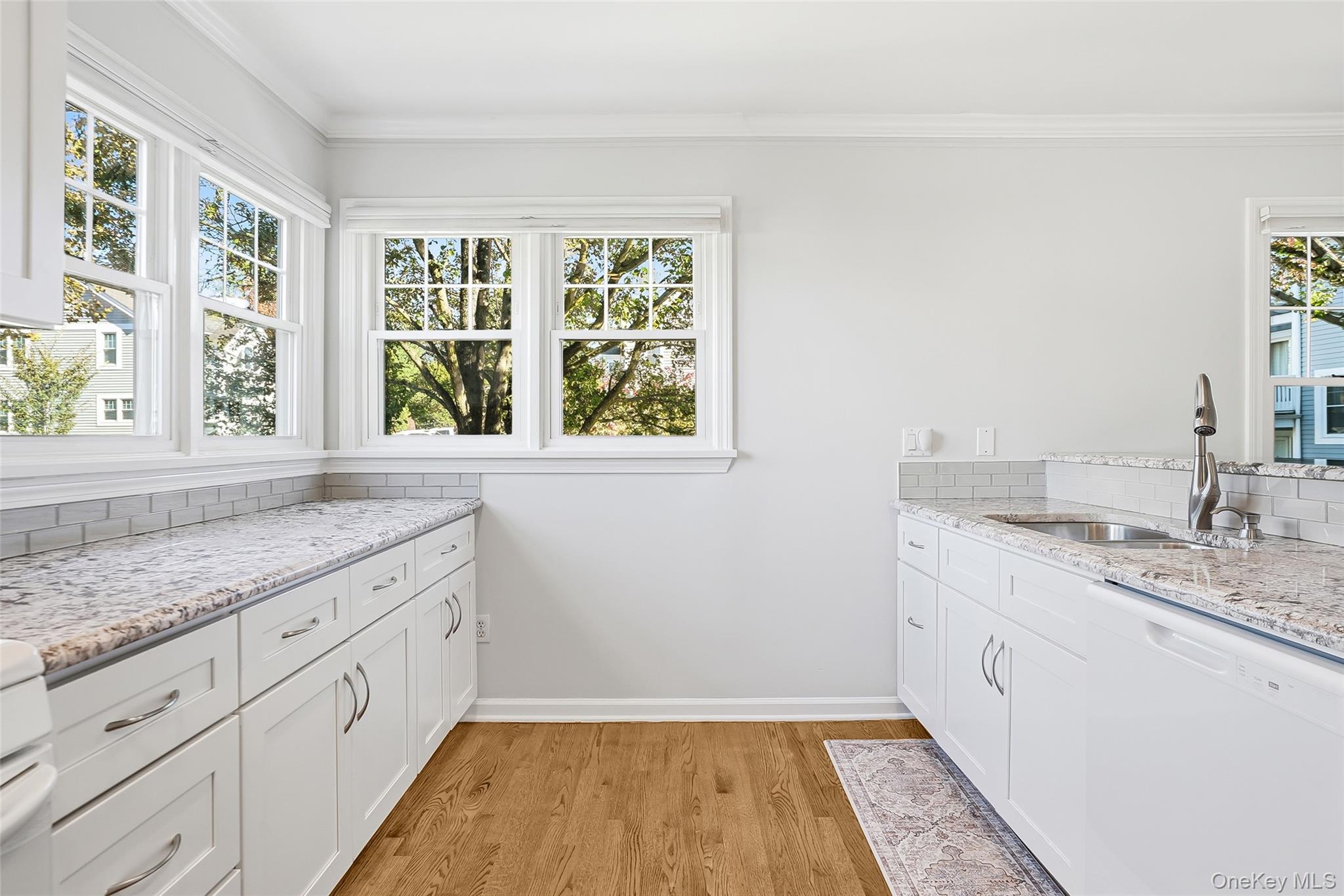 #10 photo, 28 Brookridge Court, Rye Brook , NY 10573