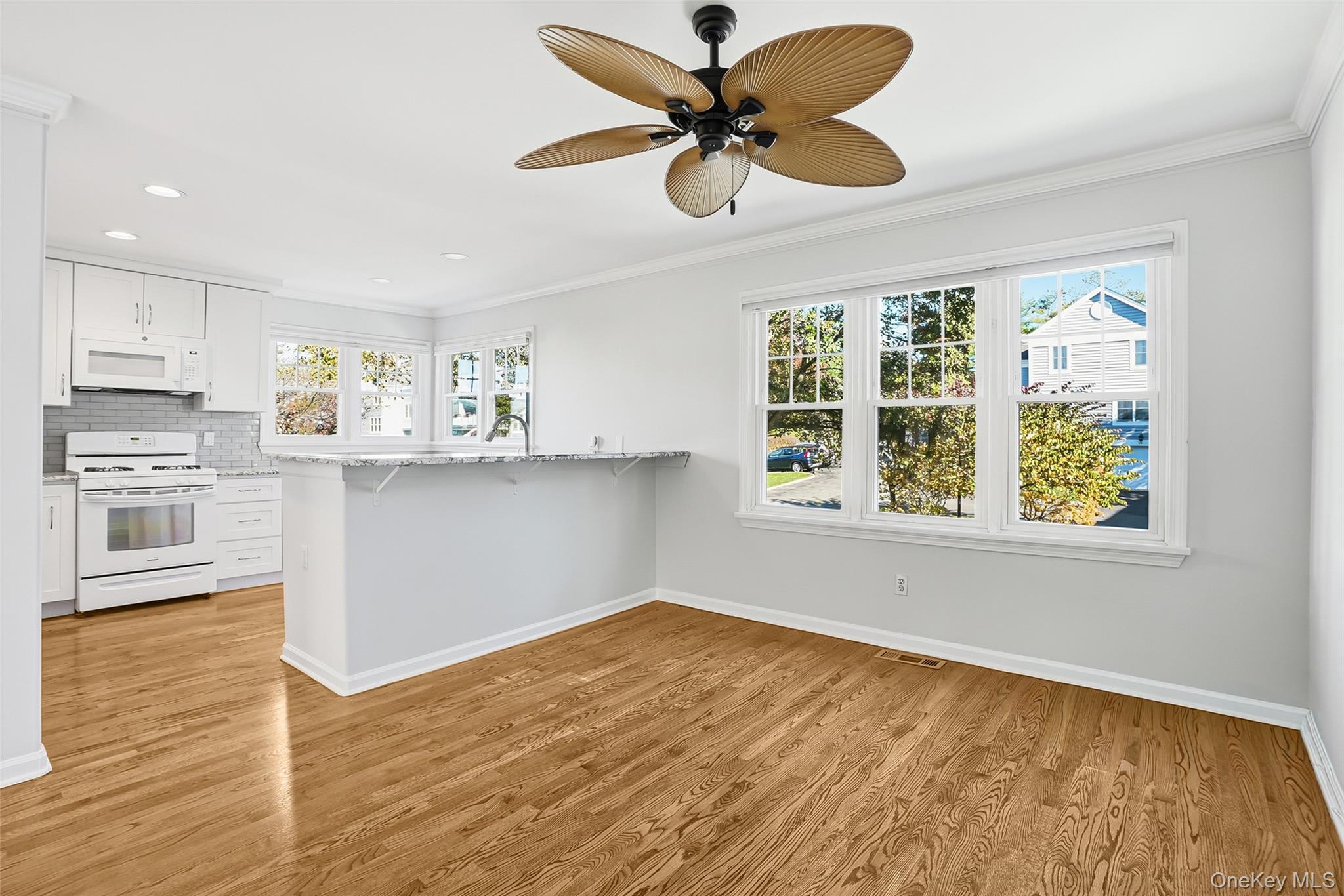 #8 photo, 28 Brookridge Court, Rye Brook , NY 10573