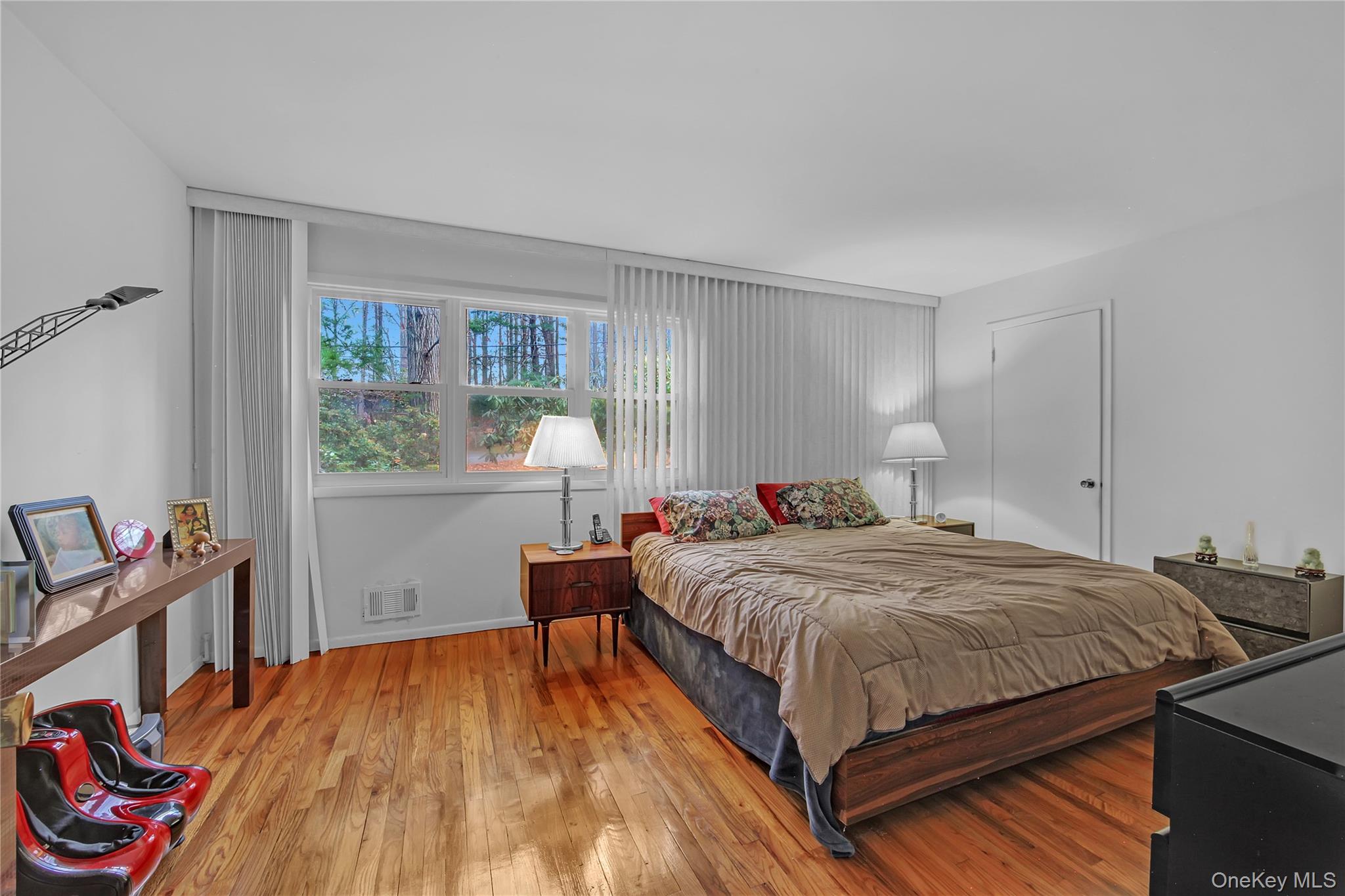 #14 photo, 11 Charnwood Drive, Montebello , NY 10901