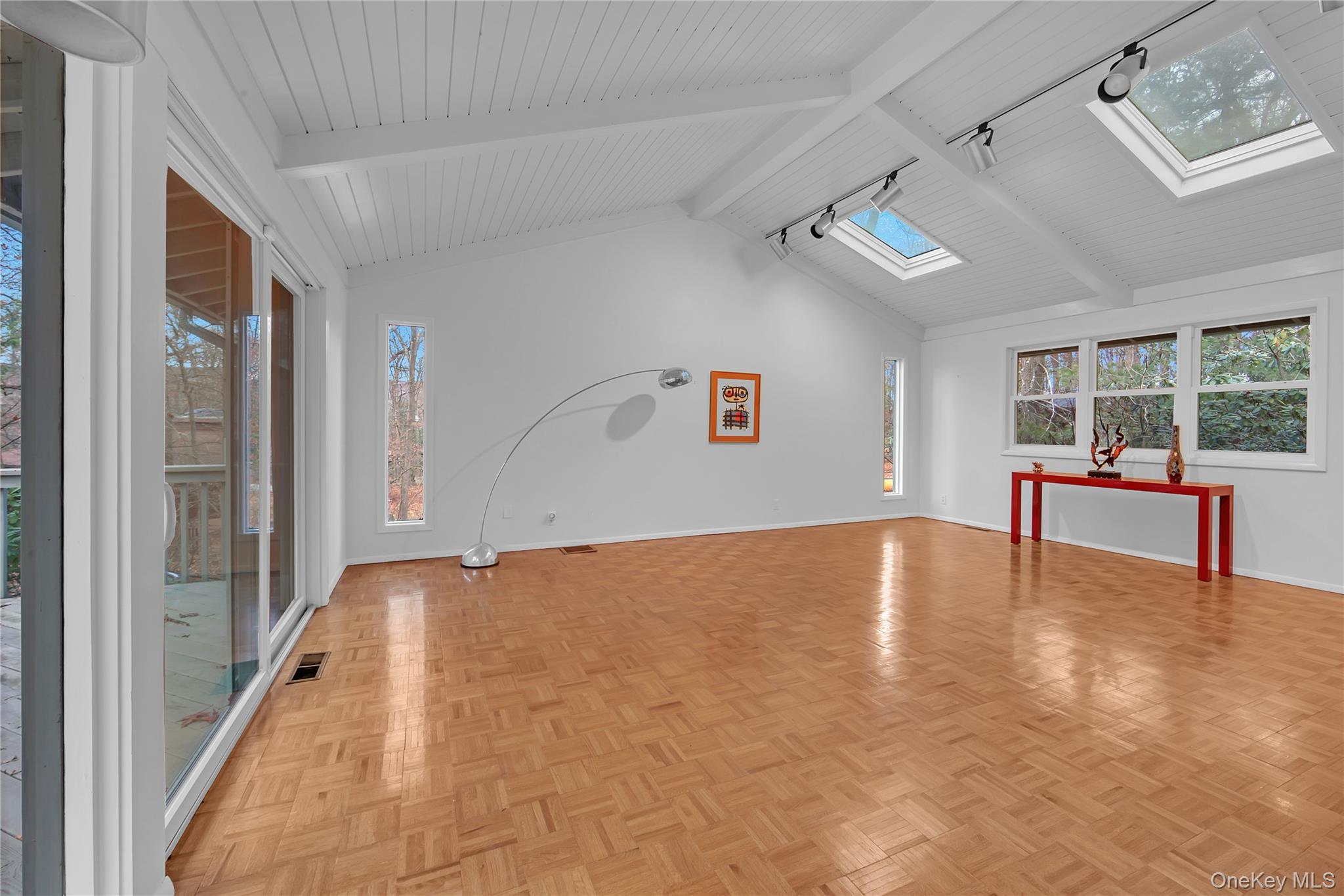 #4 photo, 11 Charnwood Drive, Montebello , NY 10901