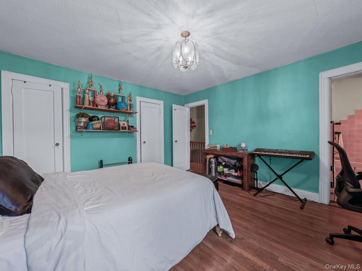 #13 photo, 173-17 Sayers Avenue, Addisleigh Park , NY 11433