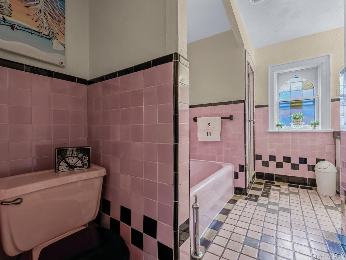 #15 photo, 173-17 Sayers Avenue, Addisleigh Park , NY 11433