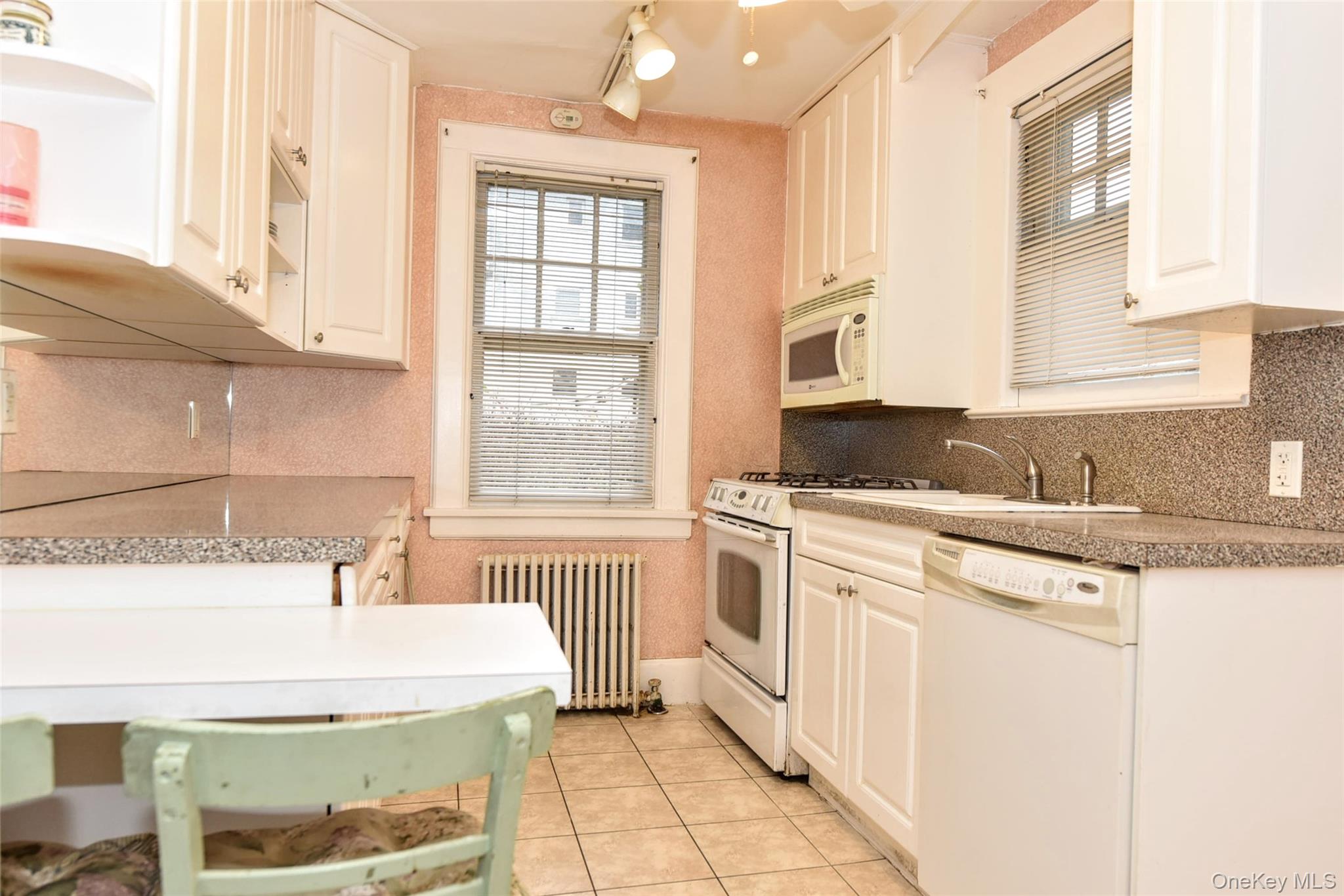 #19 photo, 85 Battle Avenue, White Plains , NY 10606