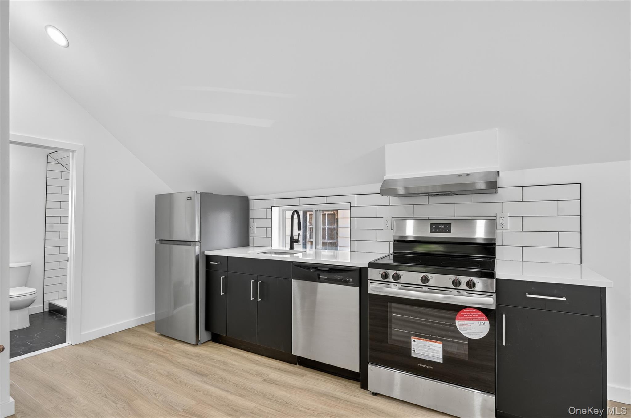 #15 photo, 165 W Main Street, Goshen , NY 10924