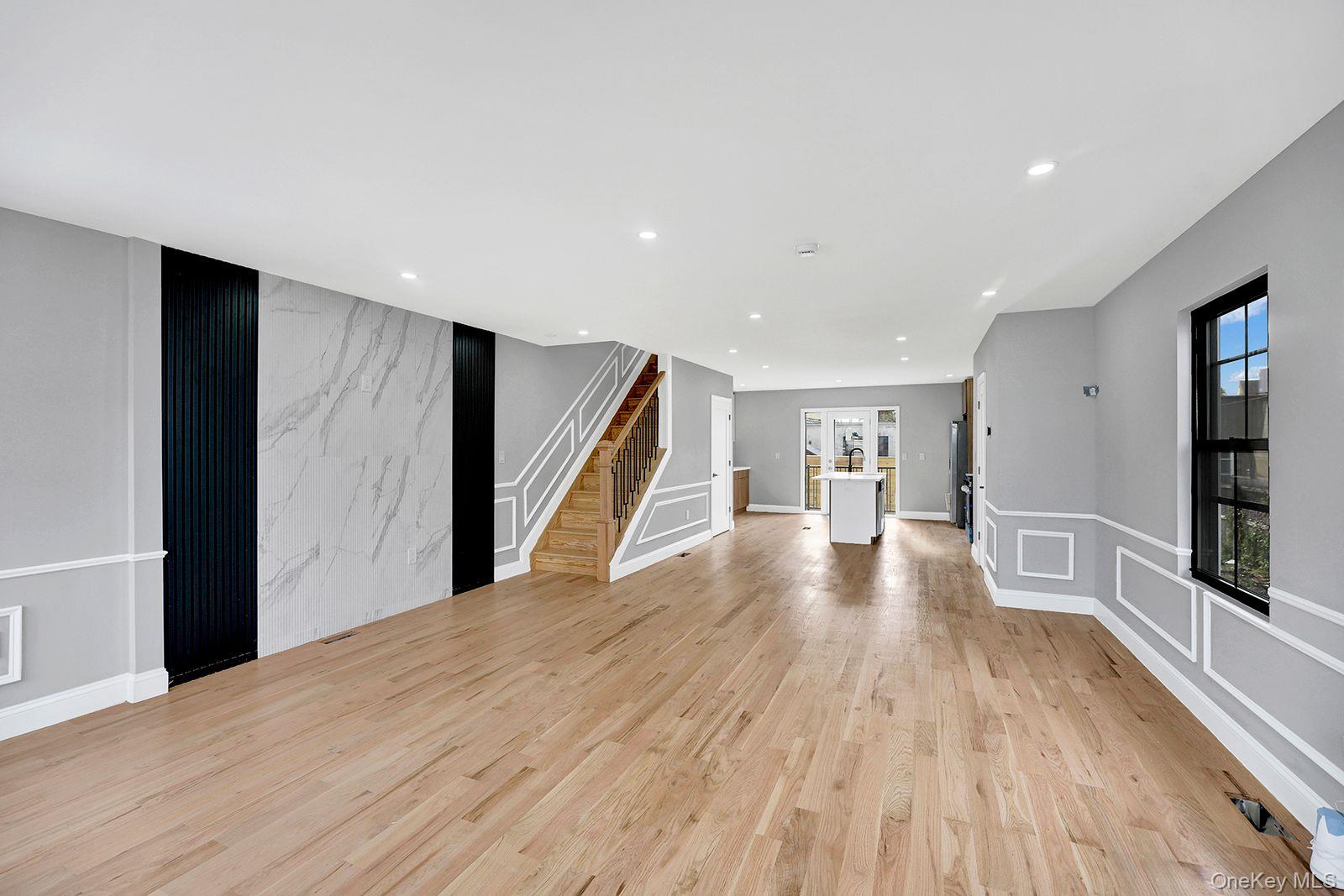 #10 photo, 217-14 133rd Road, Springfield Gardens , NY 11413