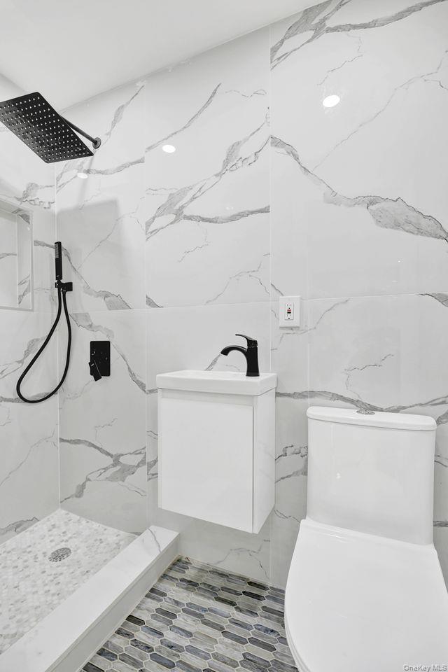 #19 photo, 217-14 133rd Road, Springfield Gardens , NY 11413