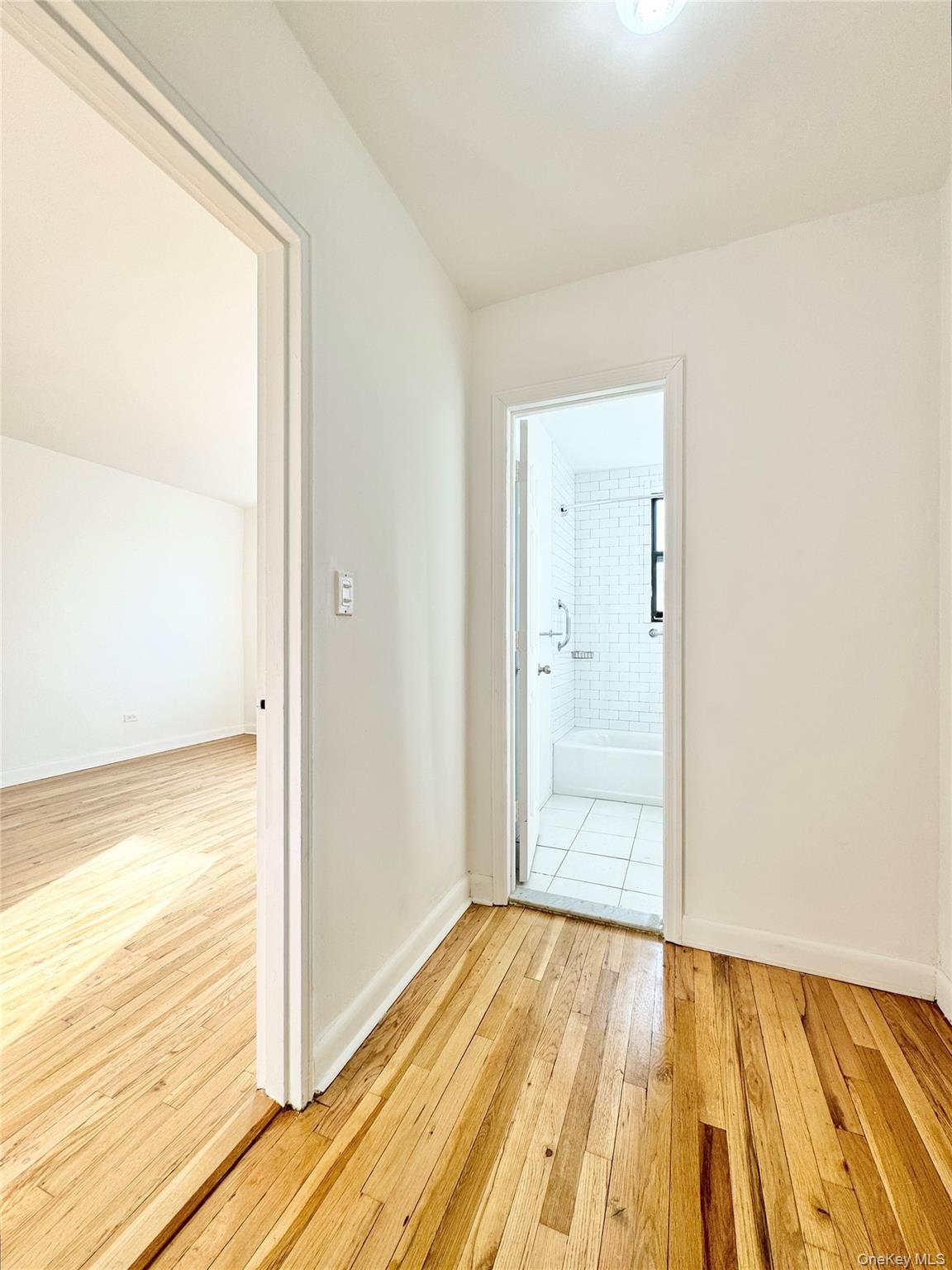 #5 photo, 84-19 51st Avenue, Elmhurst , NY 11373