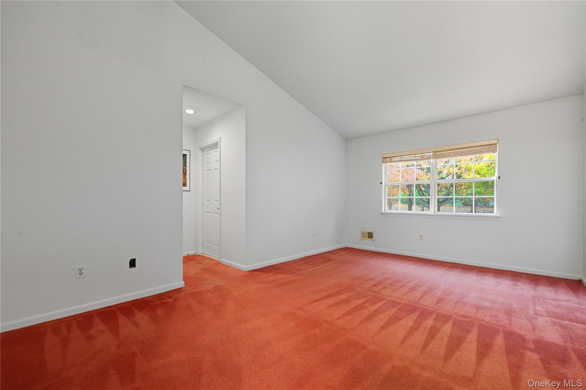 #18 photo, 12 Merrimack Road, Hauppauge , NY 11787