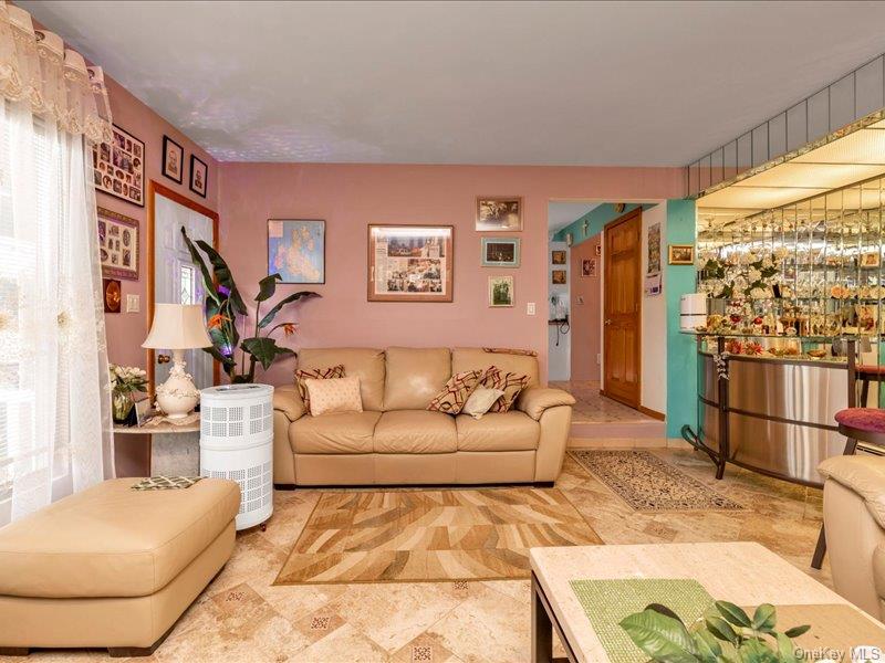 #11 photo, 3711 Berne Road, Wantagh , NY 11793