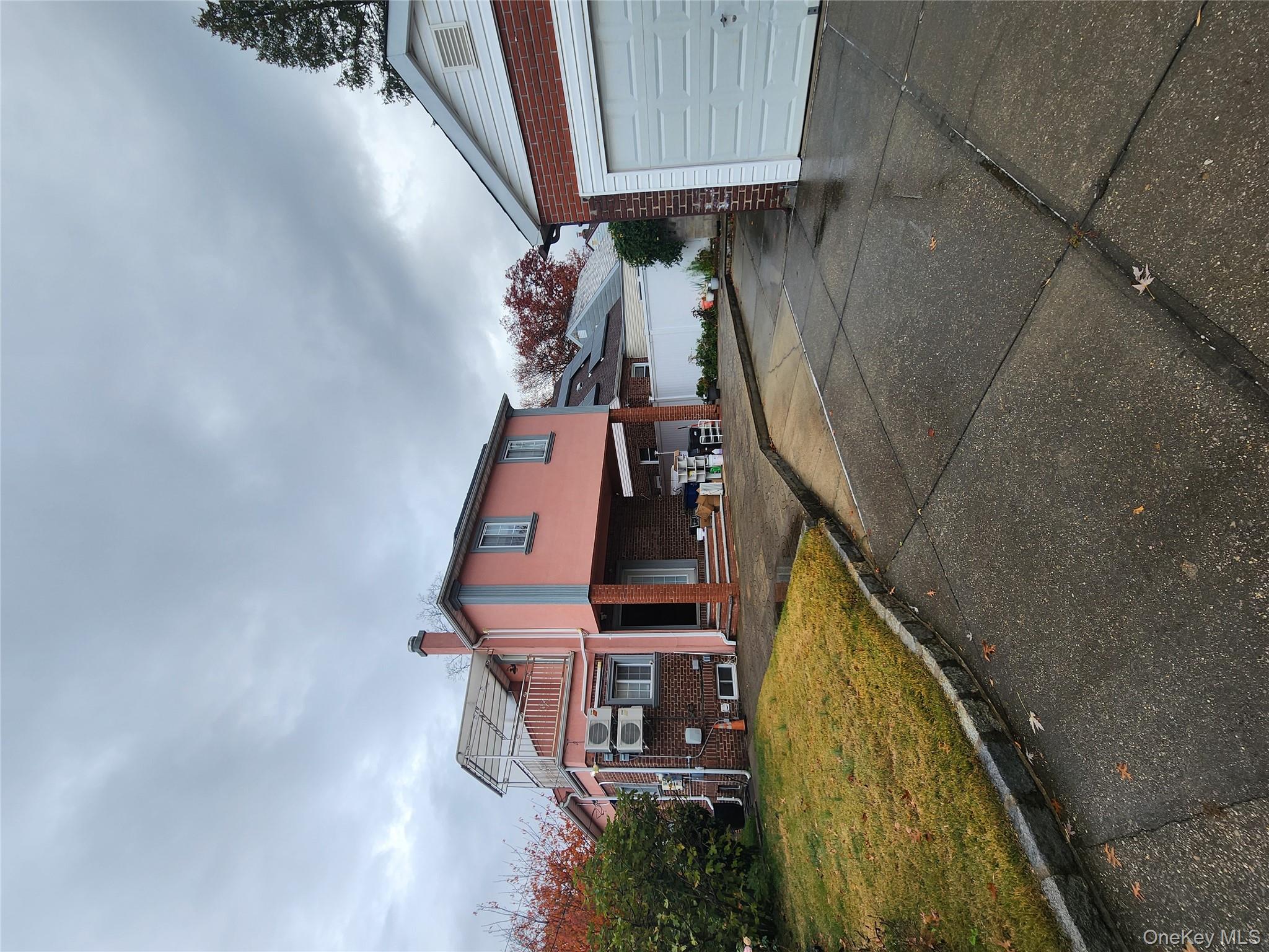 #13 photo, 23502 Seward Avenue, Queens Village , NY 11427