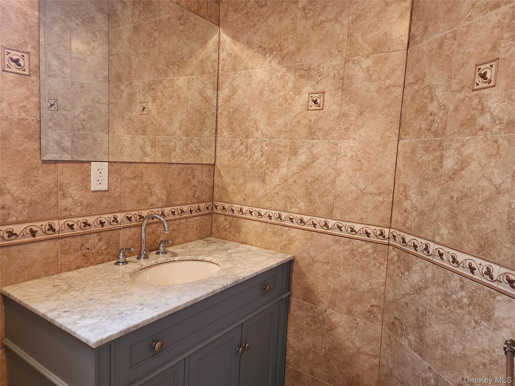 #9 photo, 23502 Seward Avenue, Queens Village , NY 11427