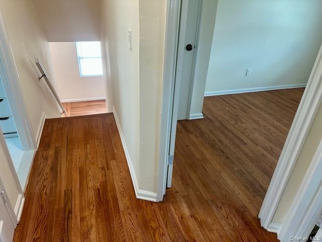 #13 photo, 651 Americus Avenue, サフォーク郡 East Patchogue , NY 11772