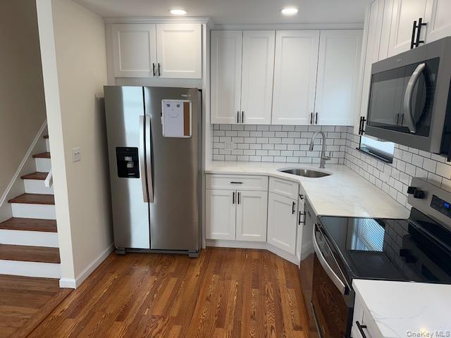 #3 photo, 651 Americus Avenue, サフォーク郡 East Patchogue , NY 11772