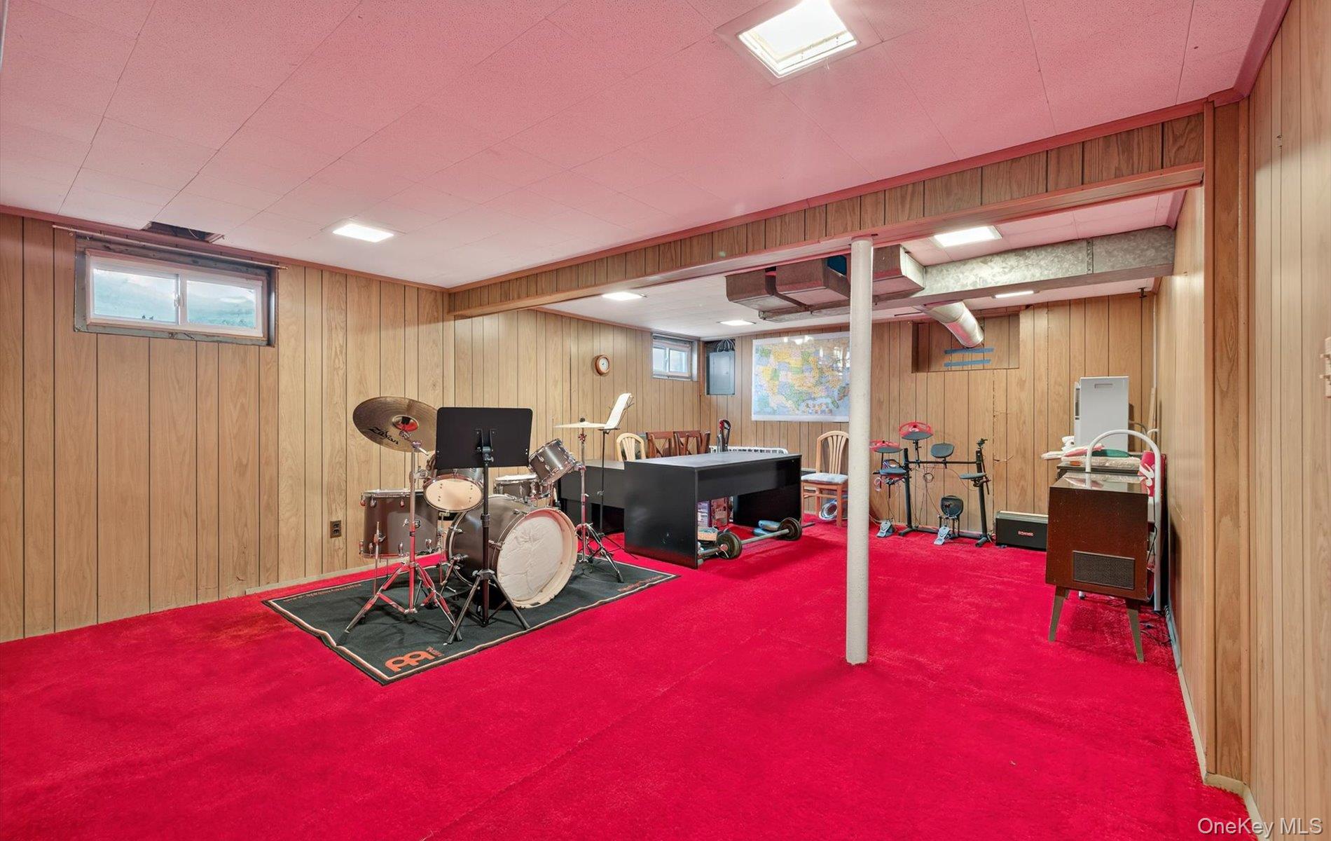 #16 photo, 58 Virginia Avenue, Plainview , NY 11803