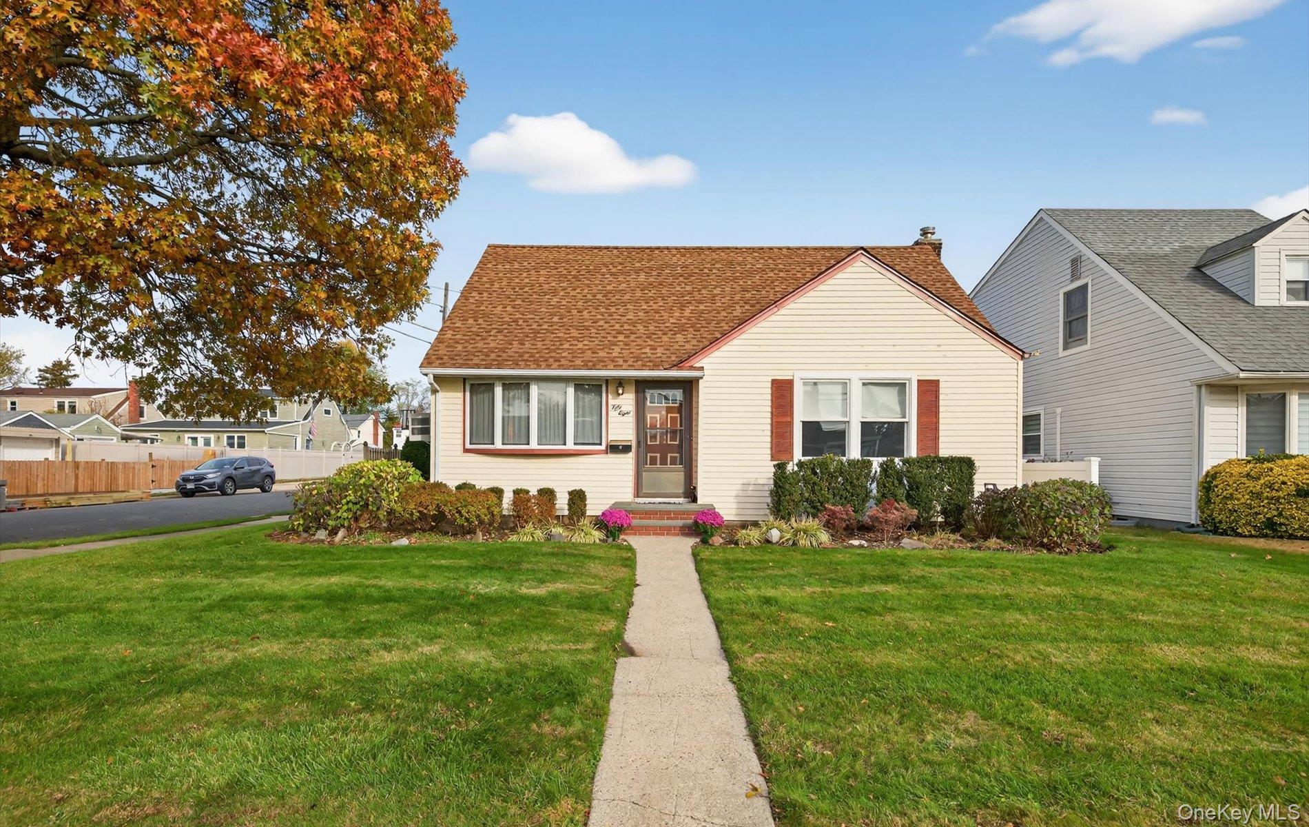 #2 photo, 58 Virginia Avenue, Plainview , NY 11803