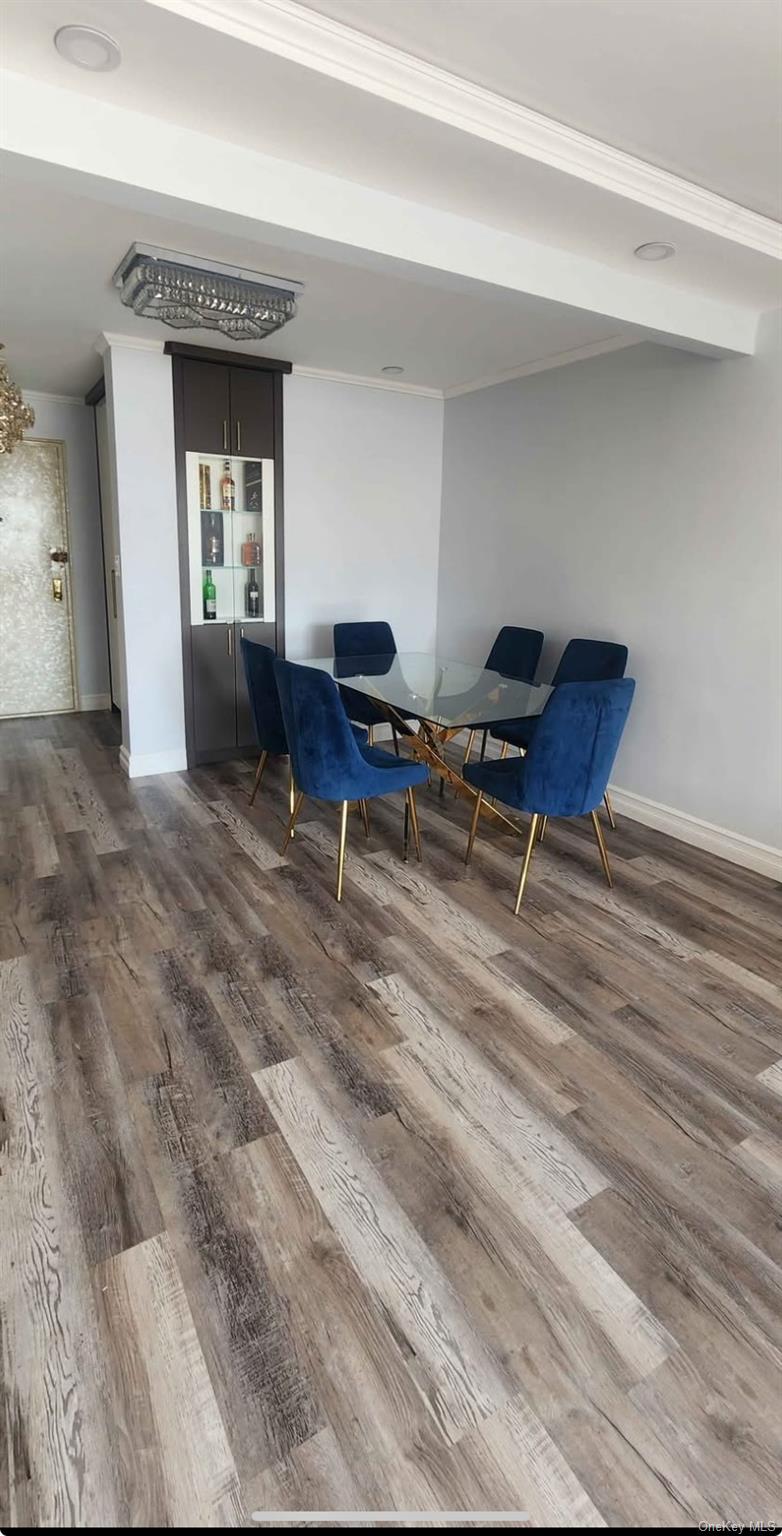 #12 photo, 141-60 84RD, Briarwood , NY 11435