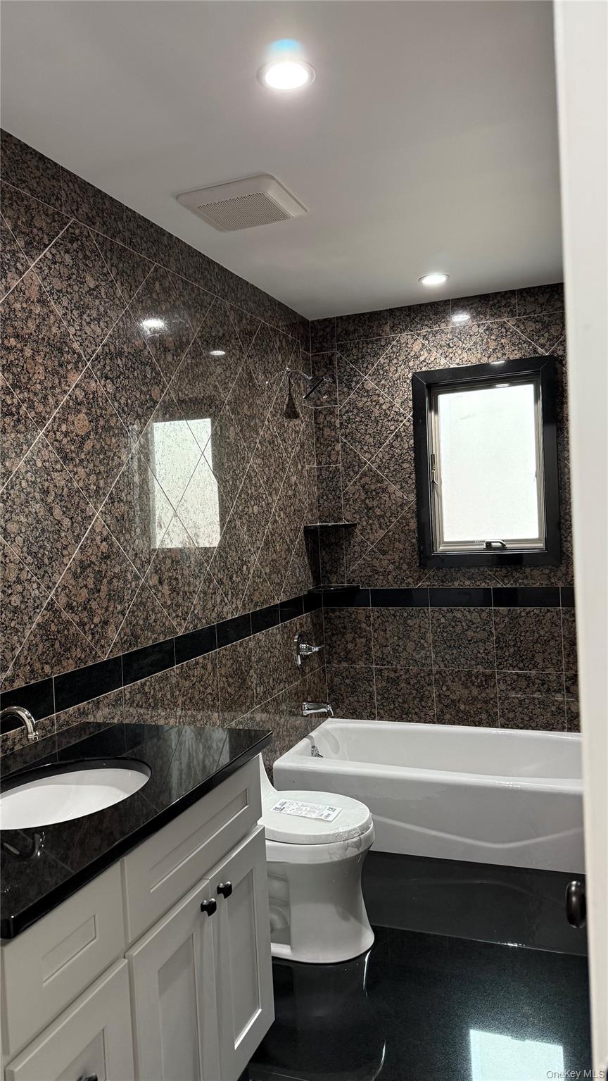 #10 photo, 86-16 262nd Street, Floral Park , NY 11001