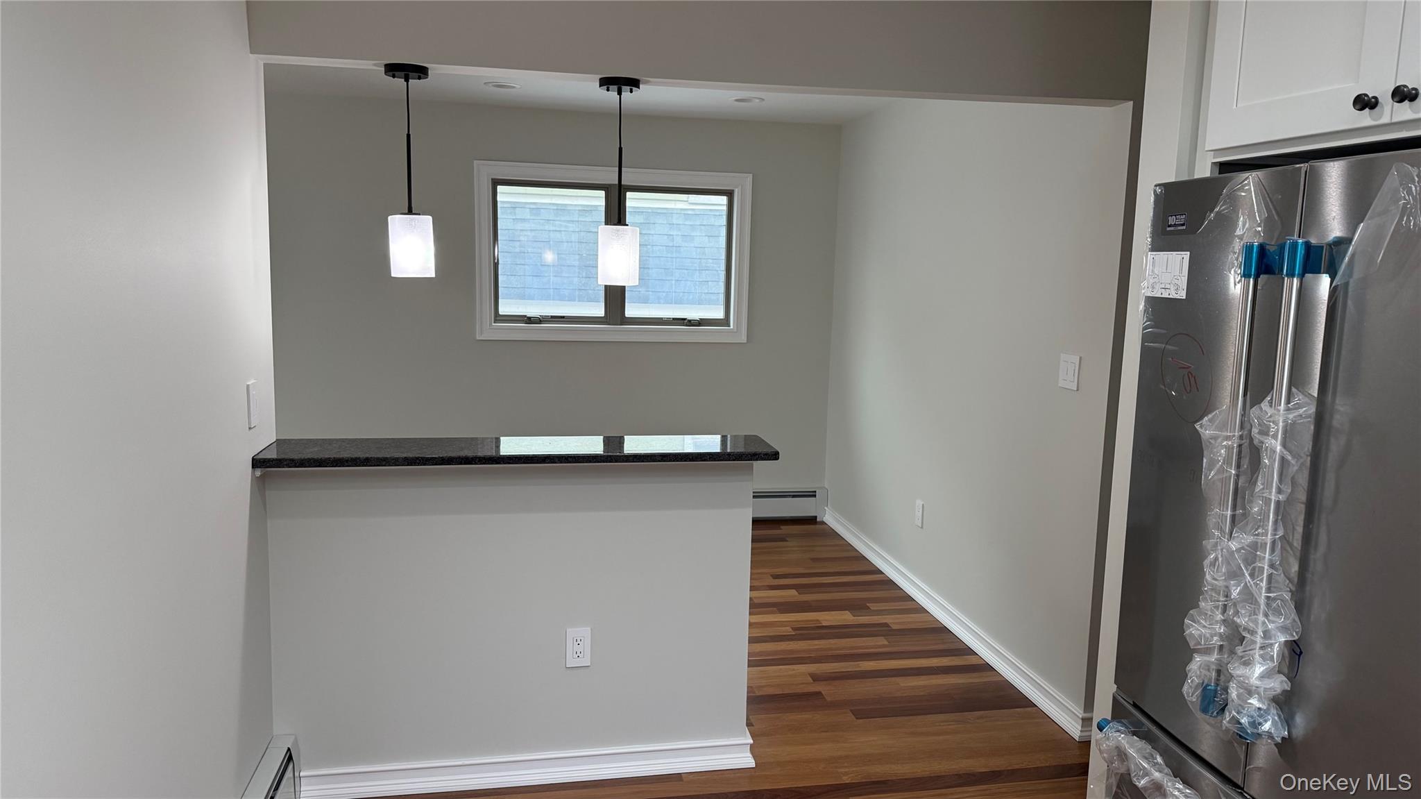 #8 photo, 86-16 262nd Street, Floral Park , NY 11001