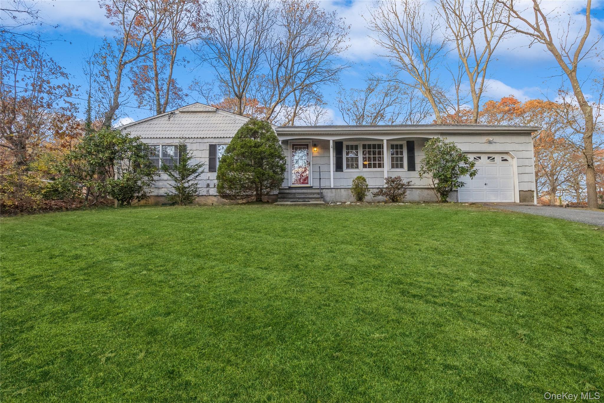 #1 photo, 15 Mobrey Lane, Smithtown , NY 11787