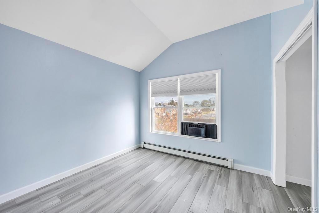 #10 photo, 297 Catskill Avenue, Lindenhurst , NY 11757